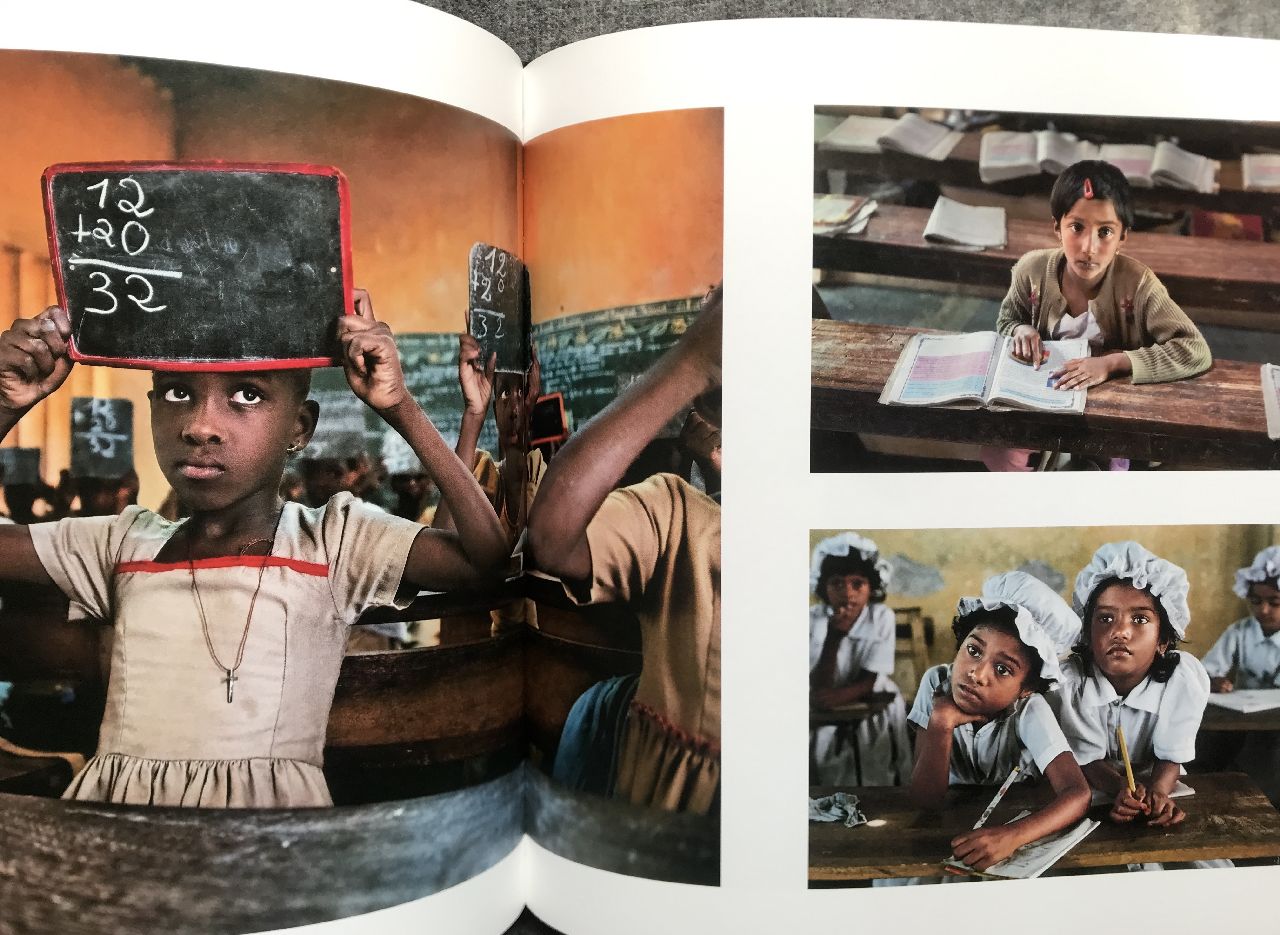 Steve McCurry, Bambini del mondo, Mondadori